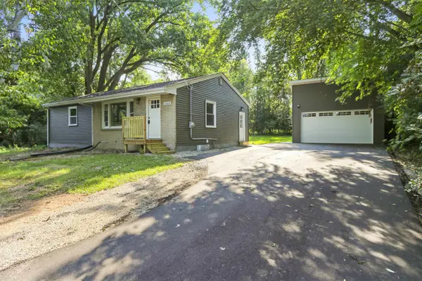 2680 NICOLET DRIVE, Green Bay, WI 54311