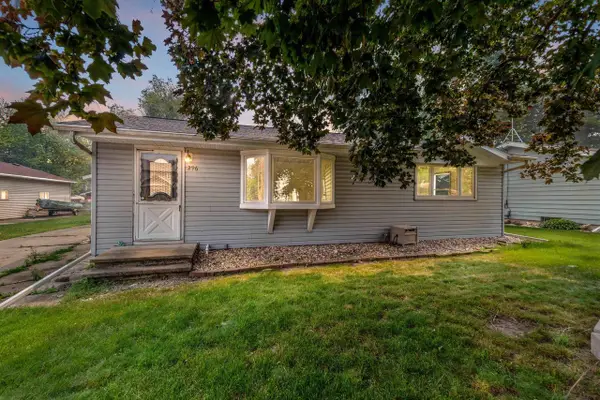 296 S WASHINGTON STREET, Berlin, WI 54923
