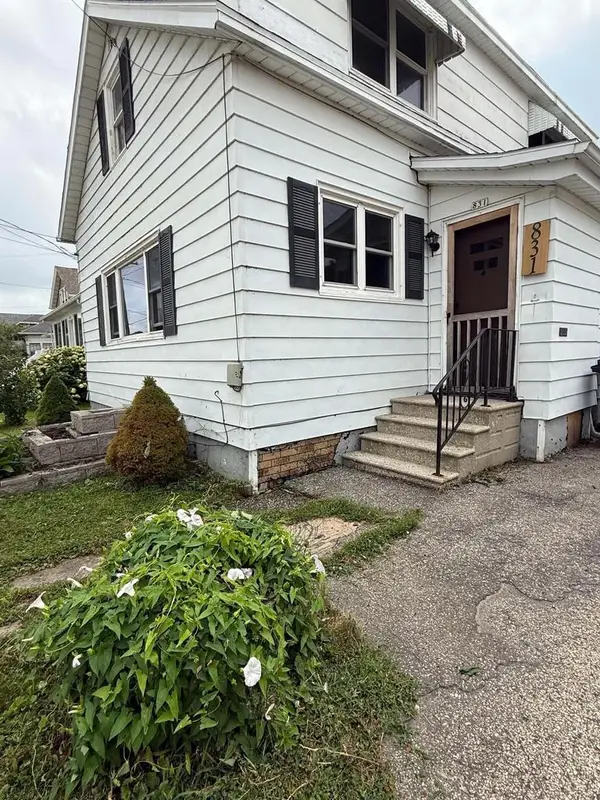 831 WINNEBAGO AVENUE, Oshkosh, WI 54901