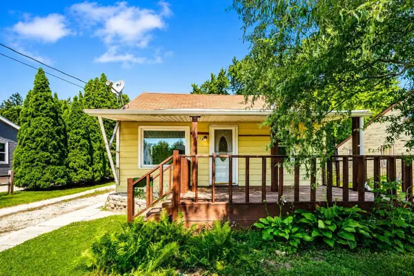 1230 E FREMONT STREET, Appleton, WI 54915