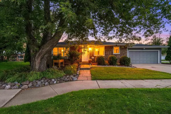 135 S PLATTEN STREET, Green Bay, WI 54303