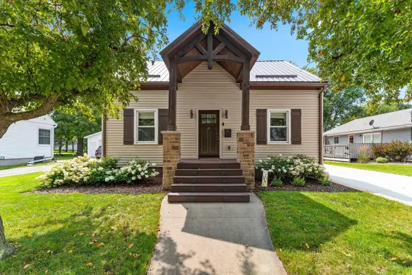 532 ROBBINS STREET, Seymour, WI 54165
