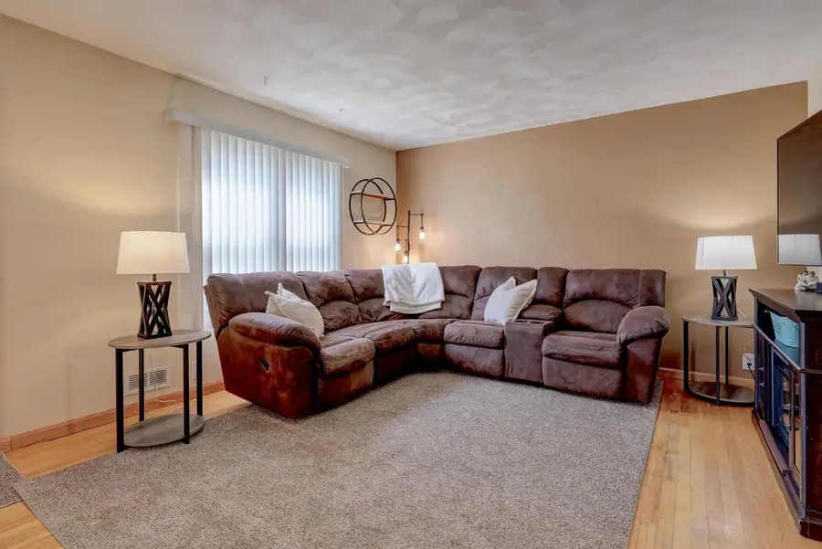 164 PLUMMER AVENUE, Neenah, WI 54956 - #3
