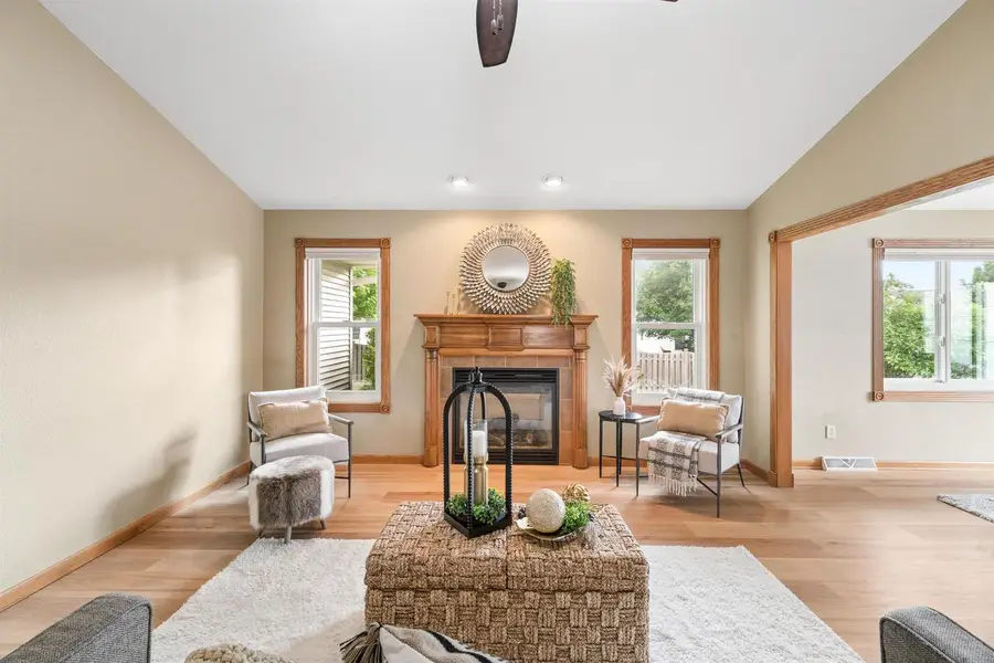 2630 HEARTHSTONE DRIVE, Oshkosh, WI 54901 - #3