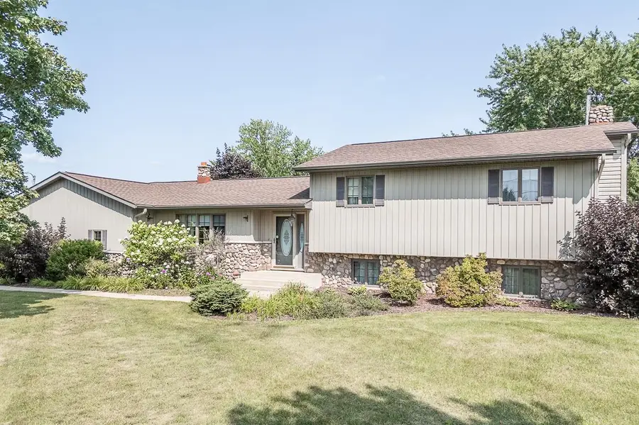 N3212 BEAN CITY ROAD, New London, WI 54961 - #2