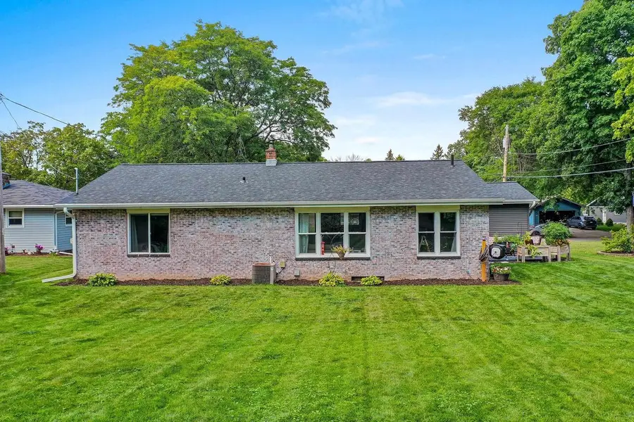 1221 E HANSON DRIVE, Appleton, WI 54915 - #3