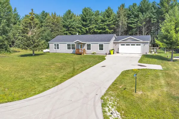 7340 N SUMMERSET CIRCLE, Sturgeon Bay, WI 54235
