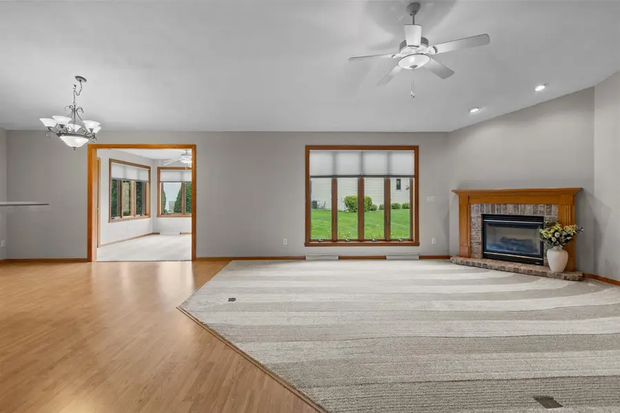 44 PENBROOK CIRCLE, Appleton, WI 54913 - #3