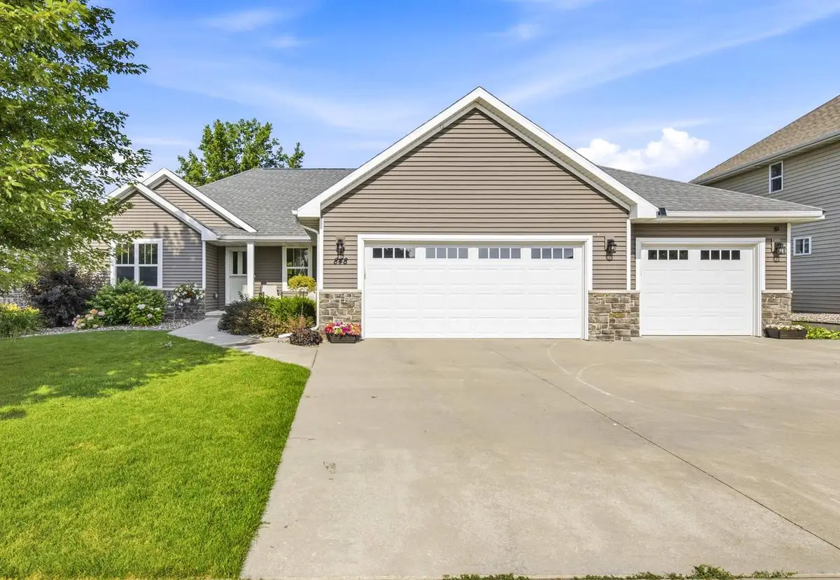 848 LOTUS TRAIL, Menasha, WI 54952 - #1