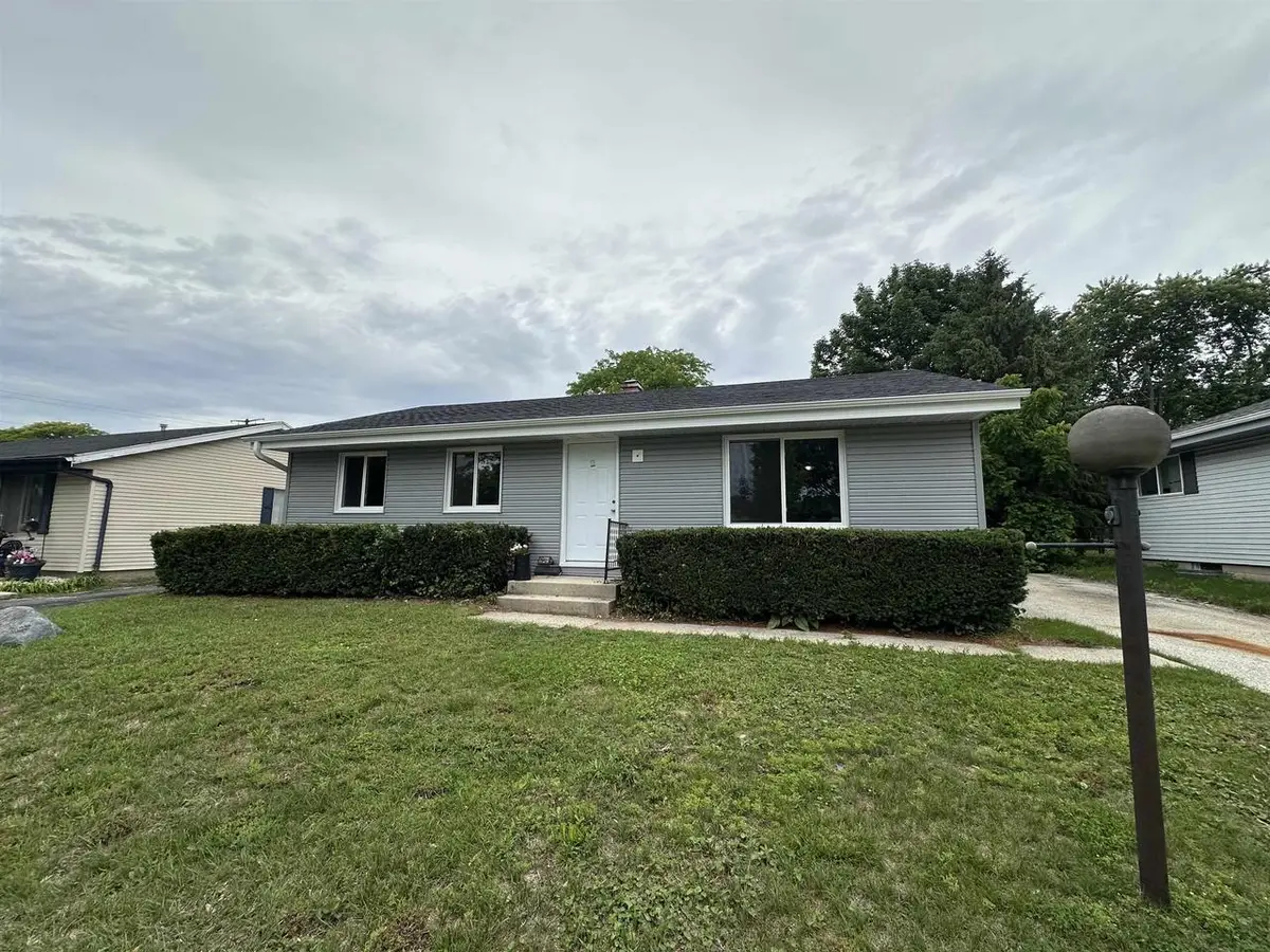 6656 W BRENTWOOD AVENUE, Milwaukee, WI 54223 - #1