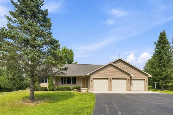 1075 KIM LANE, Little Suamico, WI 54141