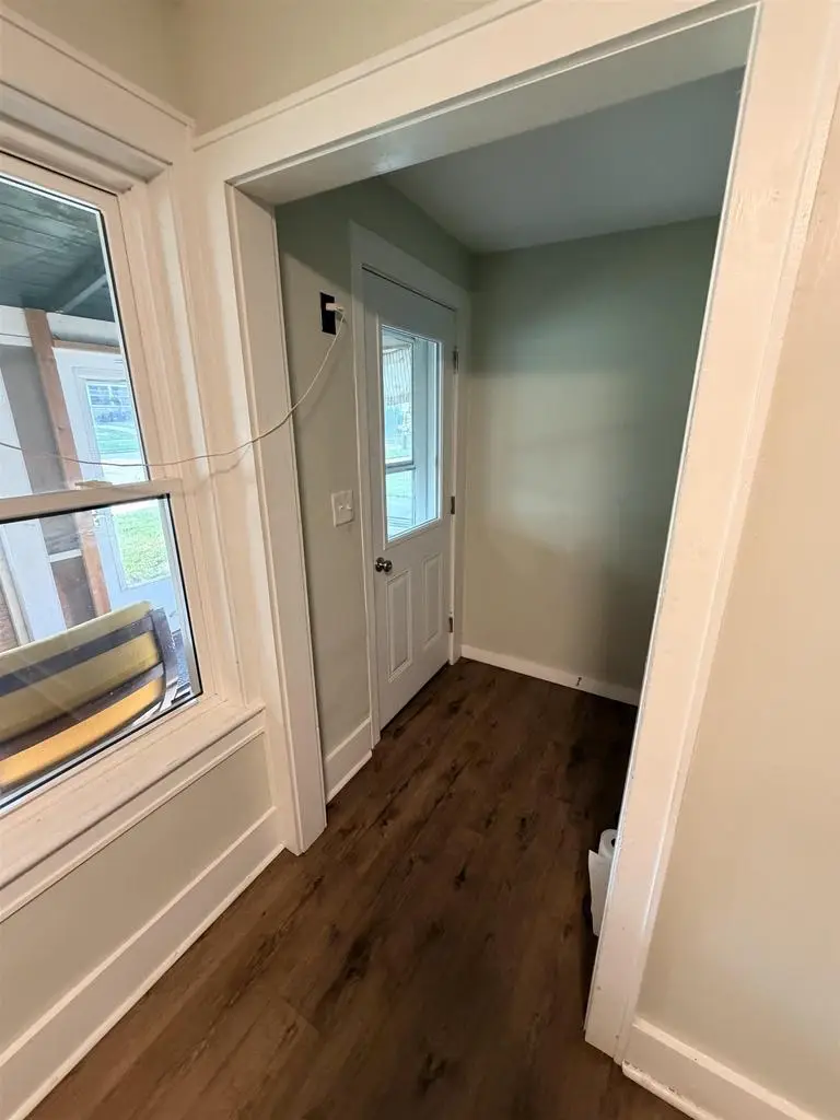 116 N HARRISON STREET, Waupaca, WI 54981 - #2