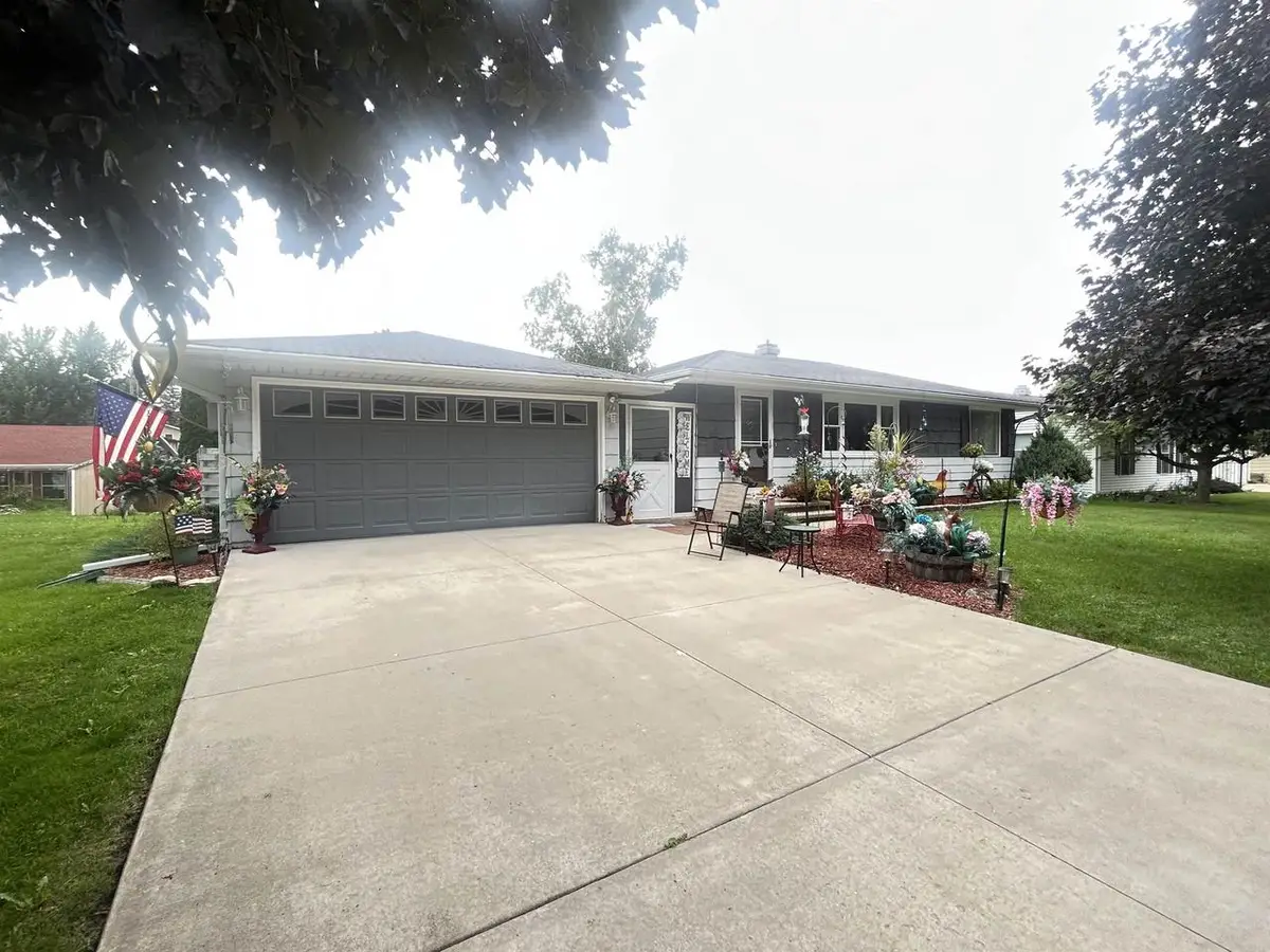 434 MELANIE LANE, Ripon, WI 54971 - #1