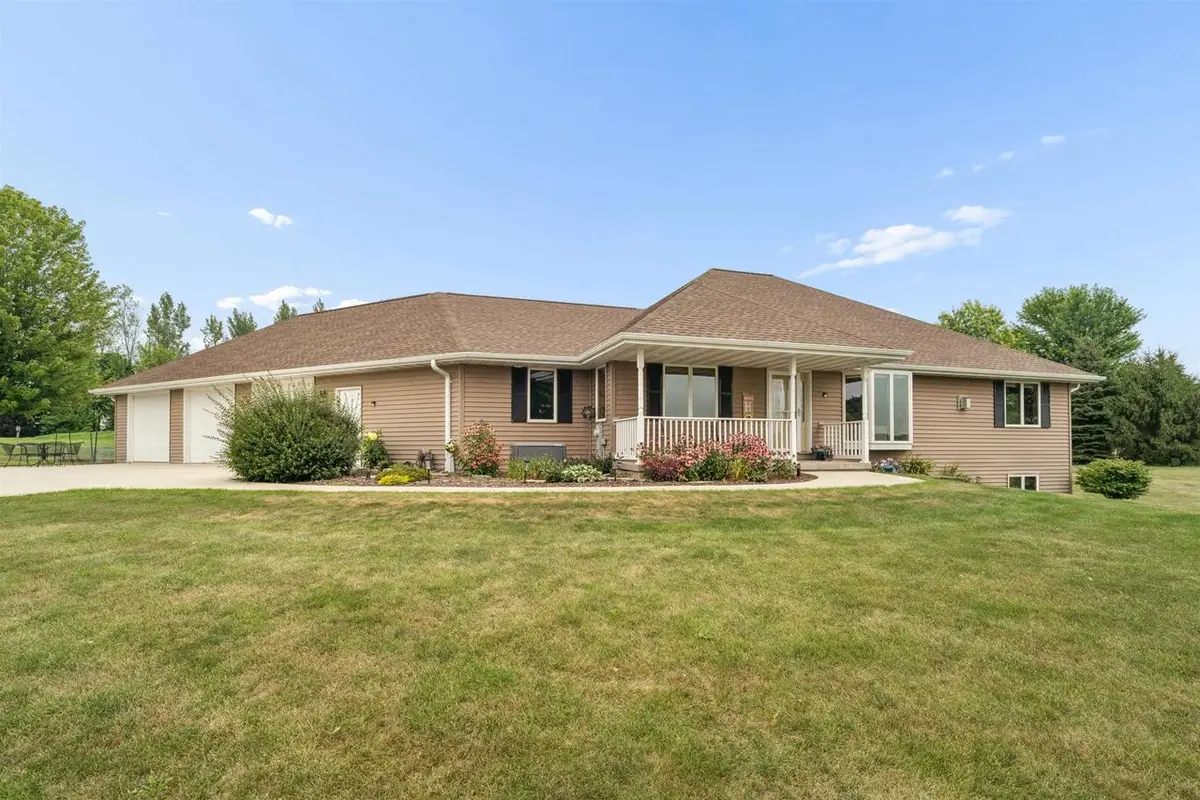 2117 DEER HAVEN ROAD, Greenleaf, WI 54126 - #1