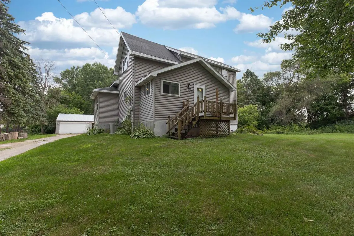 1585 COLD SPRING ROAD, Neenah, WI 54956 - #1
