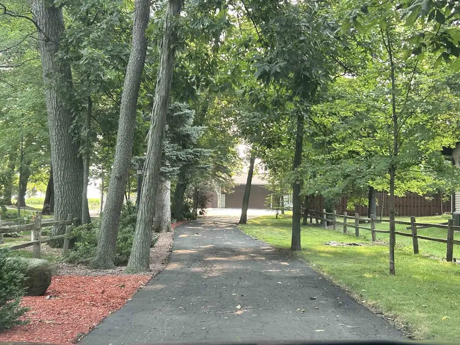 1266 CLAIRVILLE ROAD, Oshkosh, WI 54904 - #2