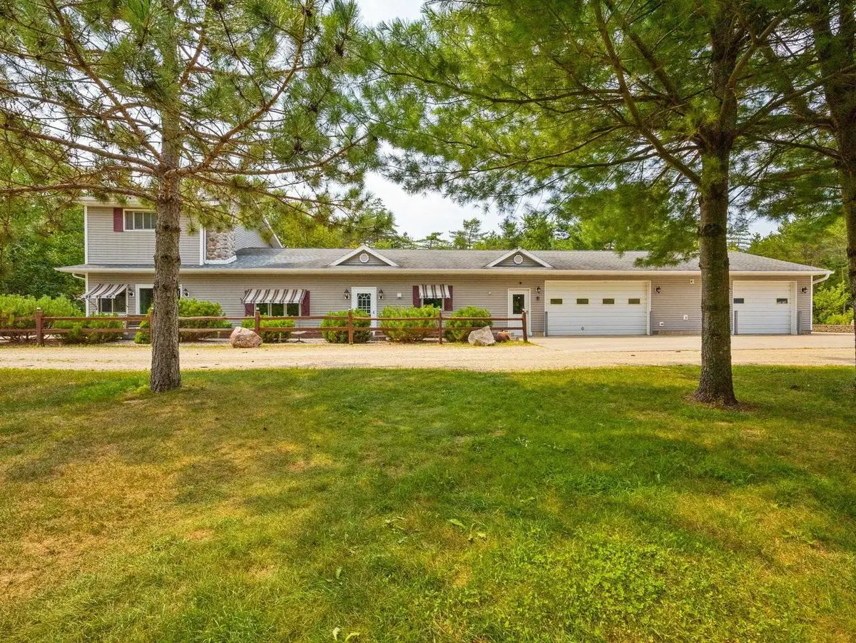W9272 OK LANE, Wausaukee, WI 54177 - #1