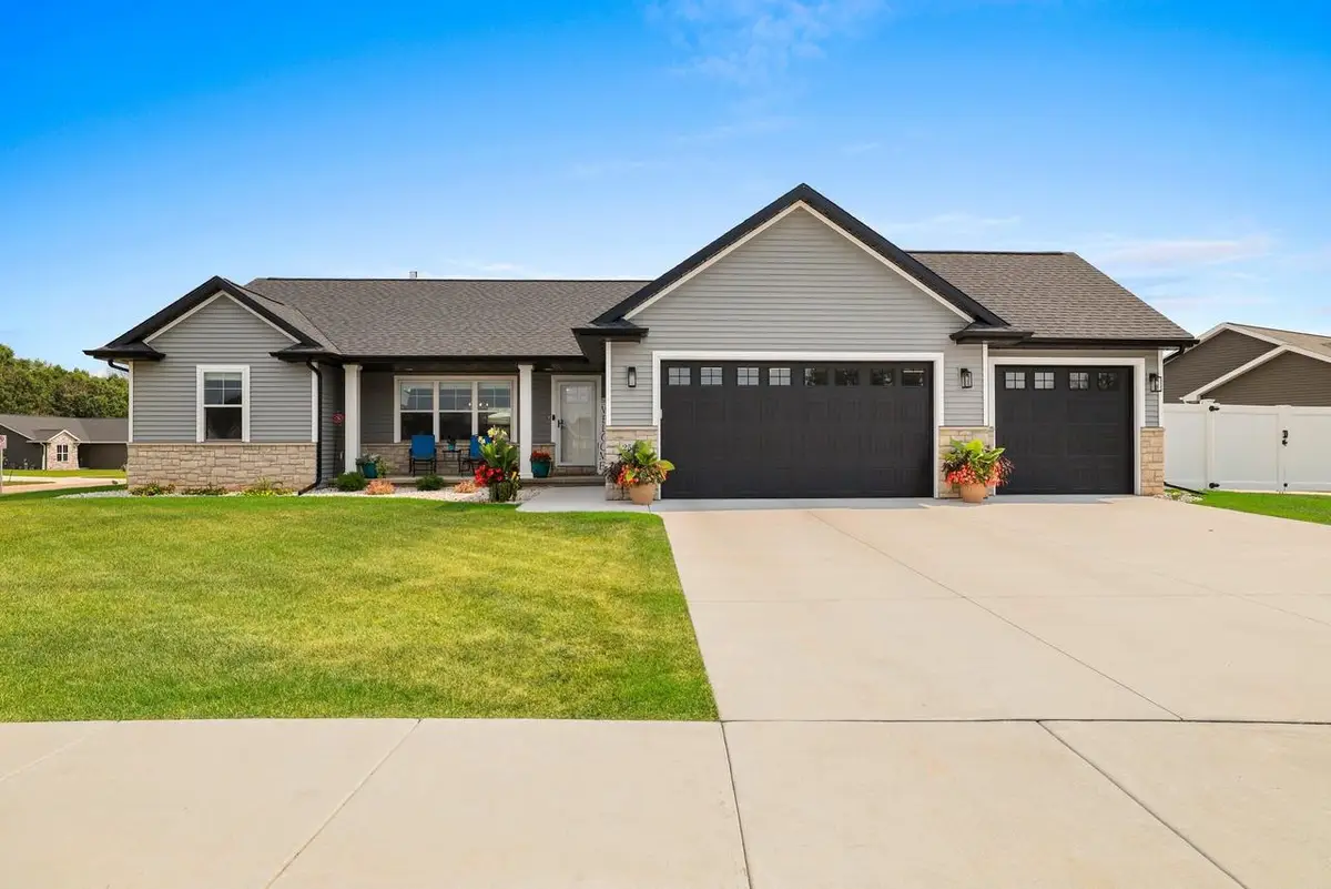 2529 MEYER WAY, De Pere, WI 54115 - #1