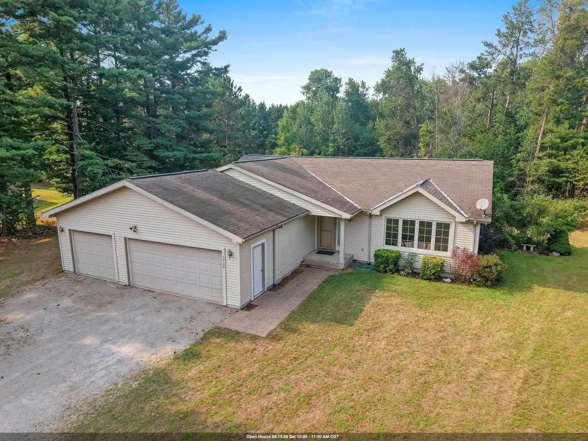 5808 LADE BEACH ROAD, Little Suamico, WI 54141 - #1