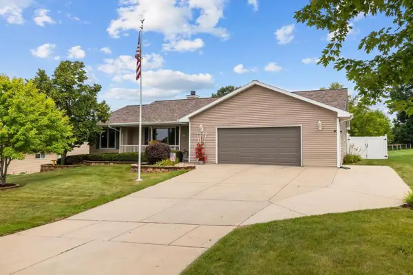 2181 BUFFLEHEAD LANE, Green Bay, WI 54311