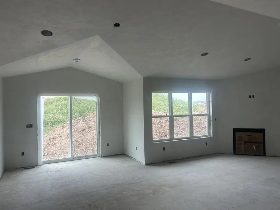 3772 E CALLALILLY LANE, Appleton, WI 54913 - #2