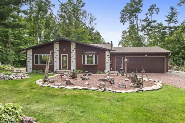 N6185 COUNTY RD PP, Black Creek, WI 54106