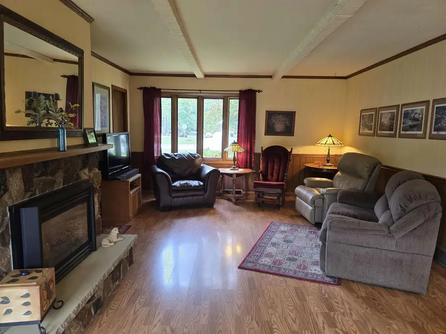 1503 VALLEY ROAD, Appleton, WI 54915 - #2