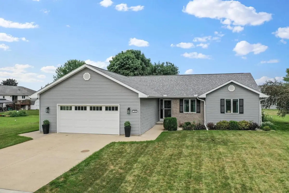 318 N HUNTER STREET, Berlin, WI 54923 - #1