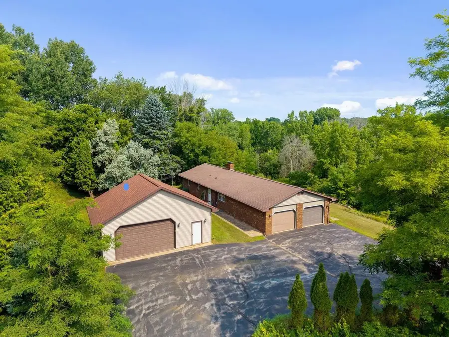 3747 STREAM ROAD, Green Bay, WI 54313 - #2