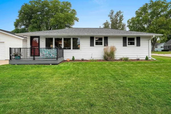 1404 SPENCE STREET, Green Bay, WI 54304