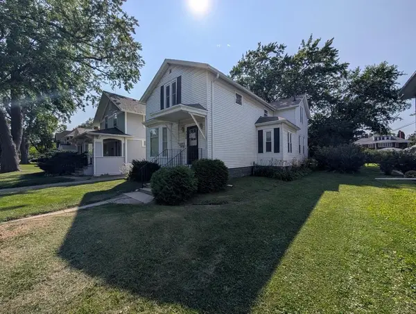 726 S JACKSON STREET, Green Bay, WI 54301