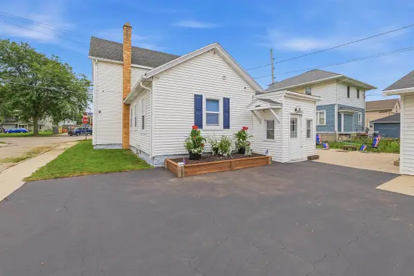 129 W SCOTT STREET, Fond Du Lac, WI 54935