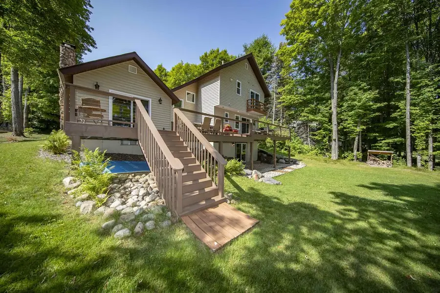 178 SUNSET SHORES ROAD, Iron River, MI 49935 - #2