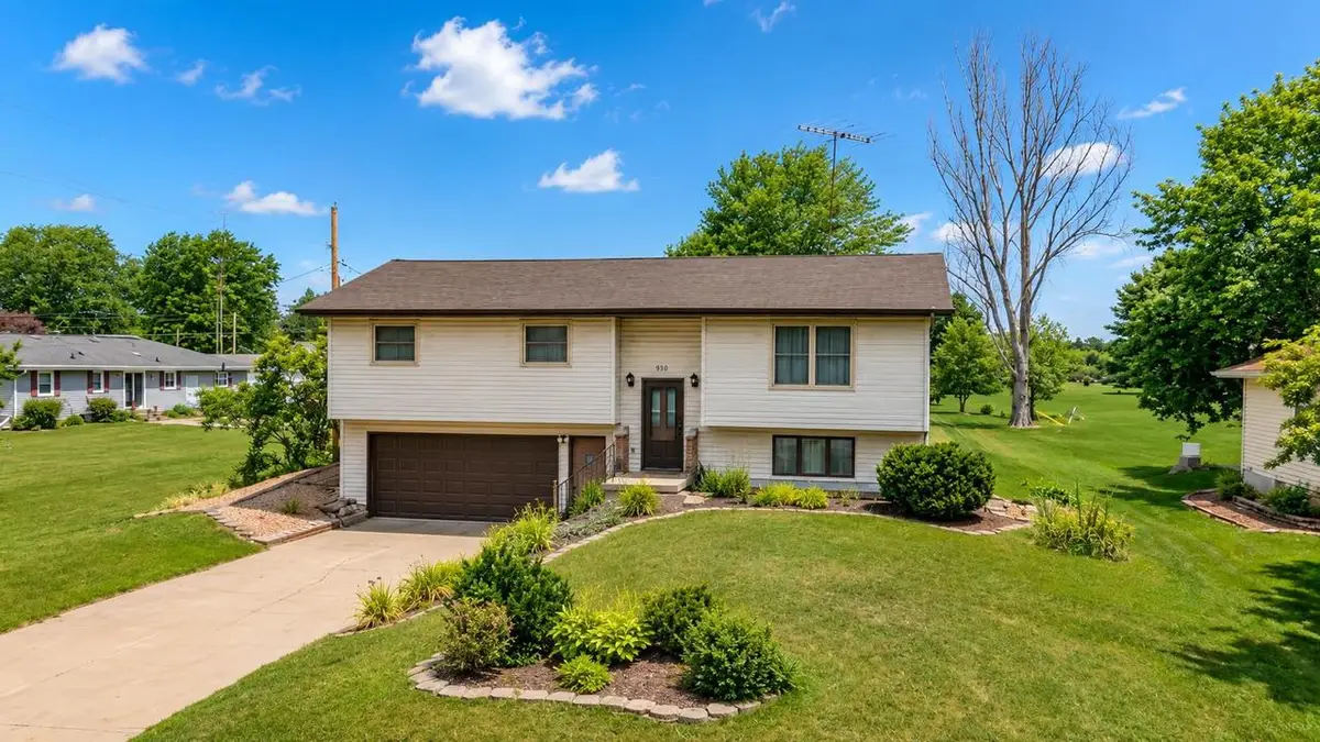 353 E CUMBERLAND STREET, Berlin, WI 54923 - #1