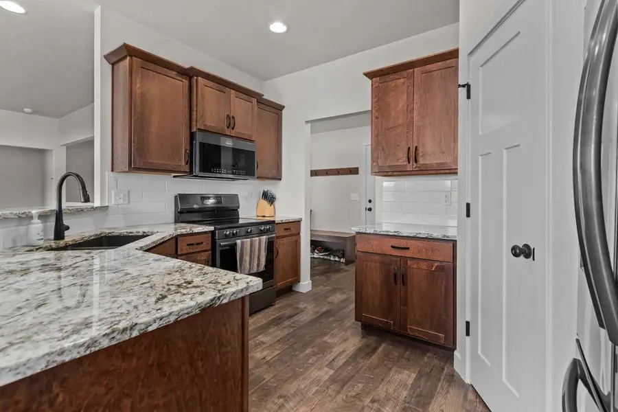 3846 E ZION LANE, Appleton, WI 54913 - #3