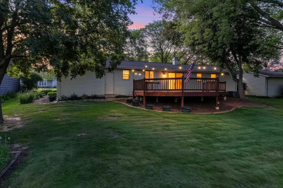 2766 BERKEN COURT, Green Bay, WI 54304 - #2