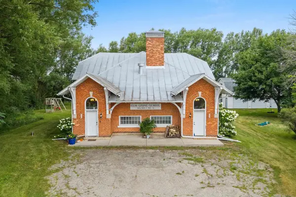 3189 N COUNTY ROAD P, New Franken, WI 54229