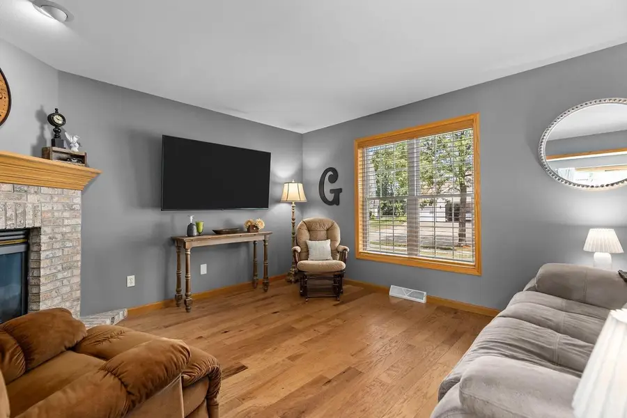 3023 E GREENLEAF DRIVE, Appleton, WI 54913 - #3