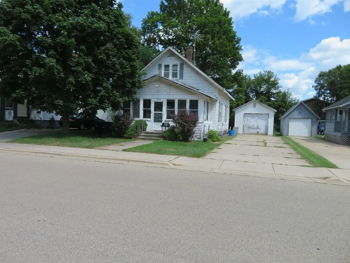 324 S WASHINGTON STREET, Shawano, WI 54166 - #1