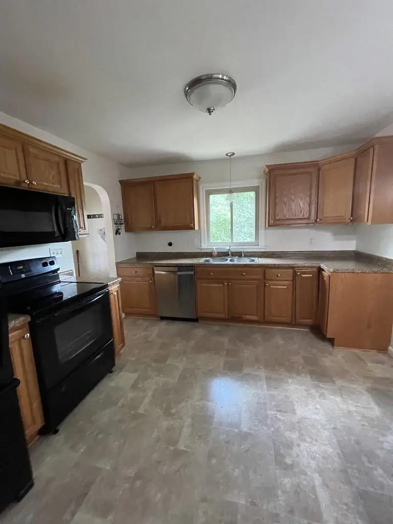 708 E BREITUNG AVENUE, Kingsford, MI 49802 - #2