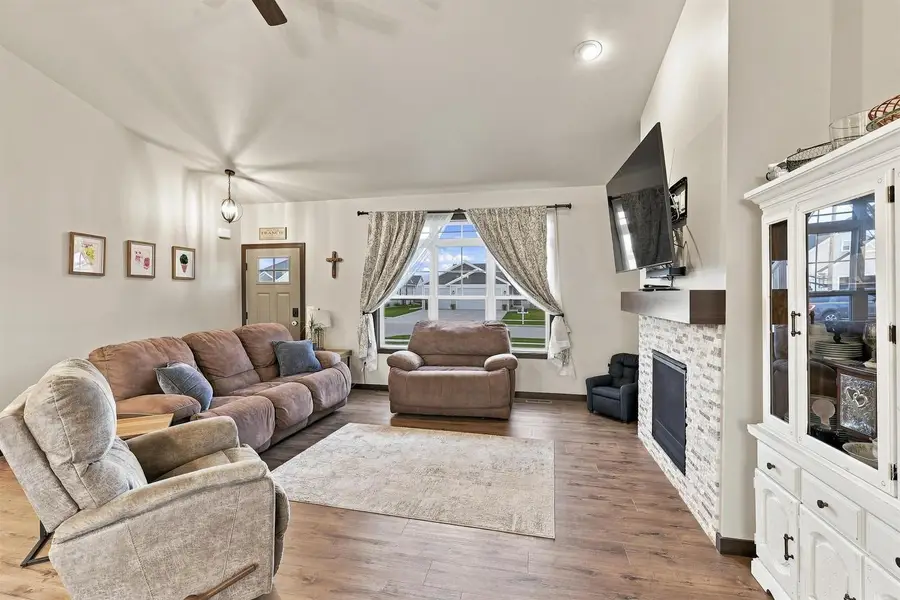 2014 BEAR PAW TRAIL, Kaukauna, WI 54130 - #3