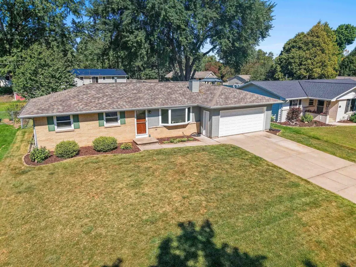 1016 CHANTEL STREET, Green Bay, WI 54304 - #1