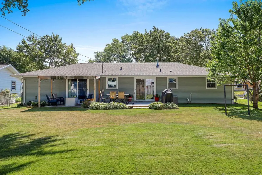1016 CHANTEL STREET, Green Bay, WI 54304 - #2