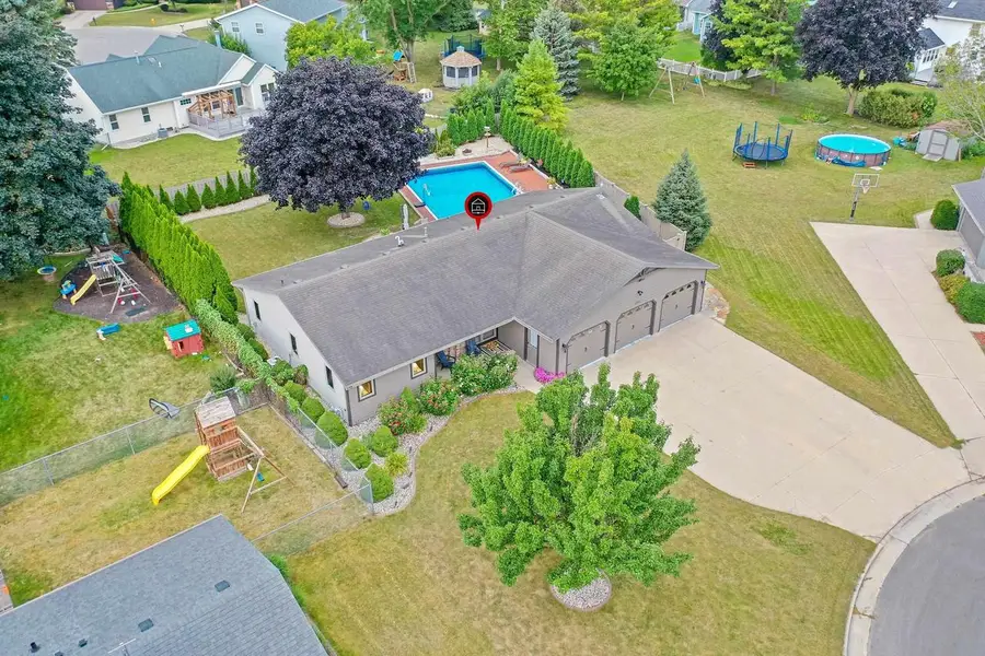 1061 PATRICK COURT, Neenah, WI 54956 - #3