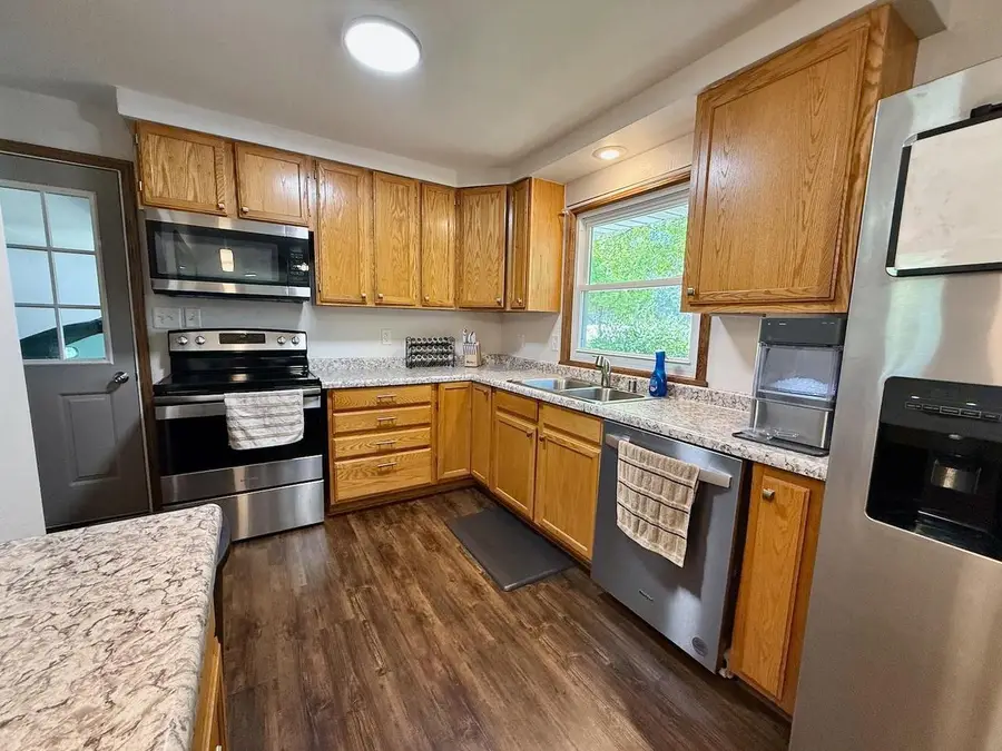 1135 W MARQUETTE STREET, Appleton, WI 54914 - #2