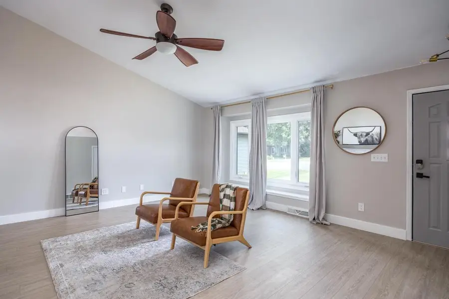 1005 FREEDOM AVENUE, Oshkosh, WI 54901 - #2
