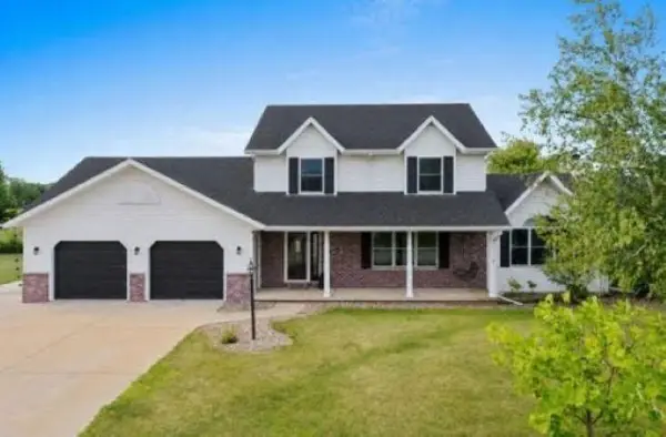 2820 BLUE SPRUCE DRIVE, Green Bay, WI 54311