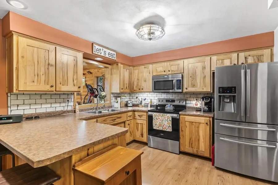 1261 GAVIN ROAD, Neenah, WI 54956 - #2