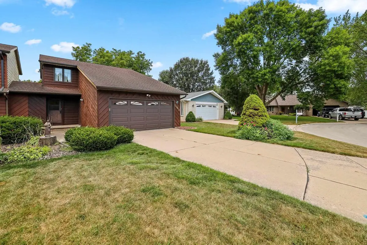 1043 COPPENS ROAD, Green Bay, WI 54303 - #1