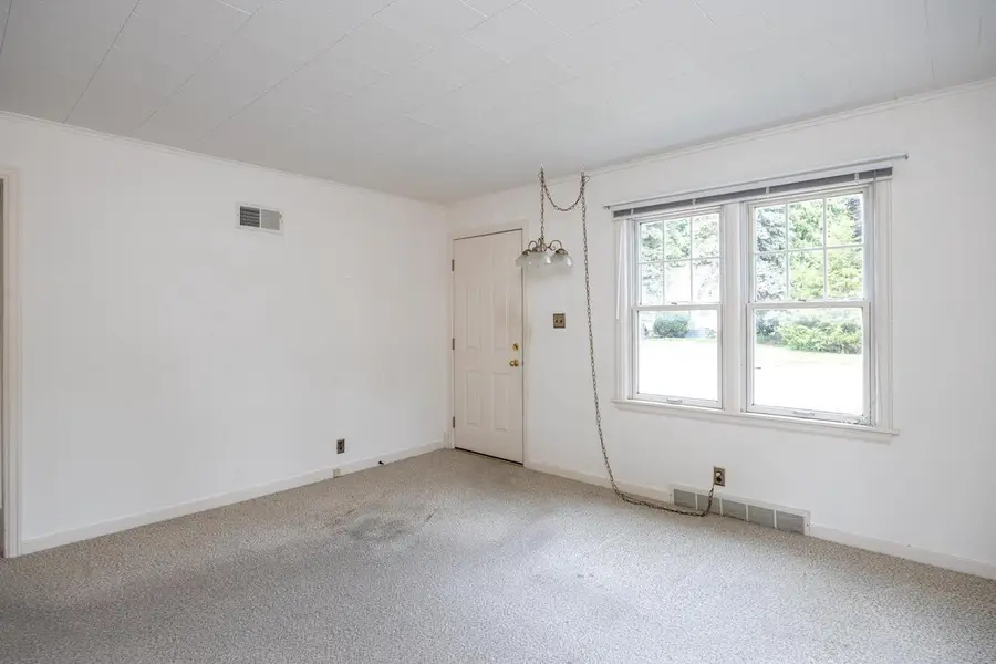 1609 W MURDOCK AVENUE, Oshkosh, WI 54901 - #3